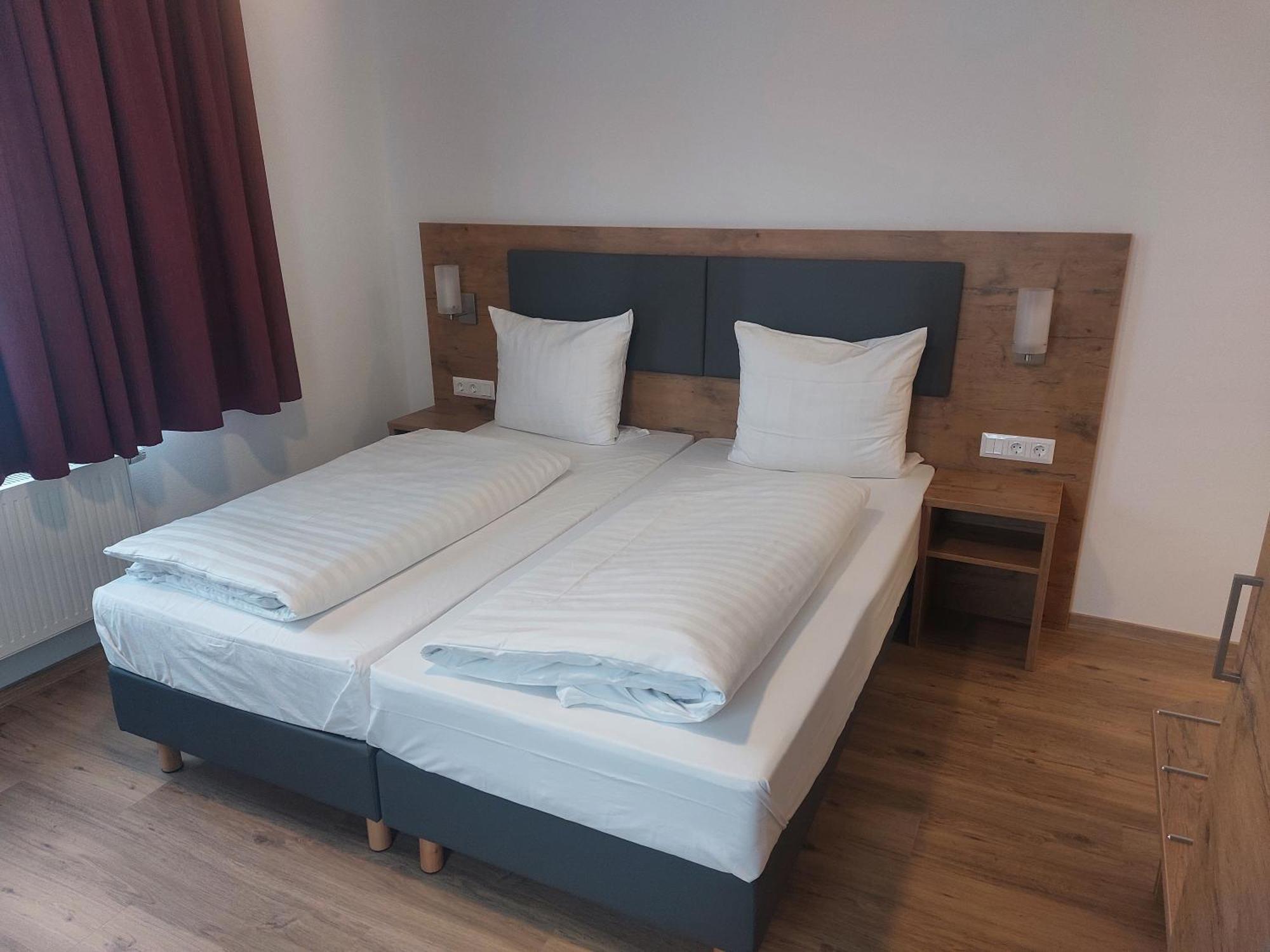 Hotel Stern Gersthofen Eksteriør bilde
