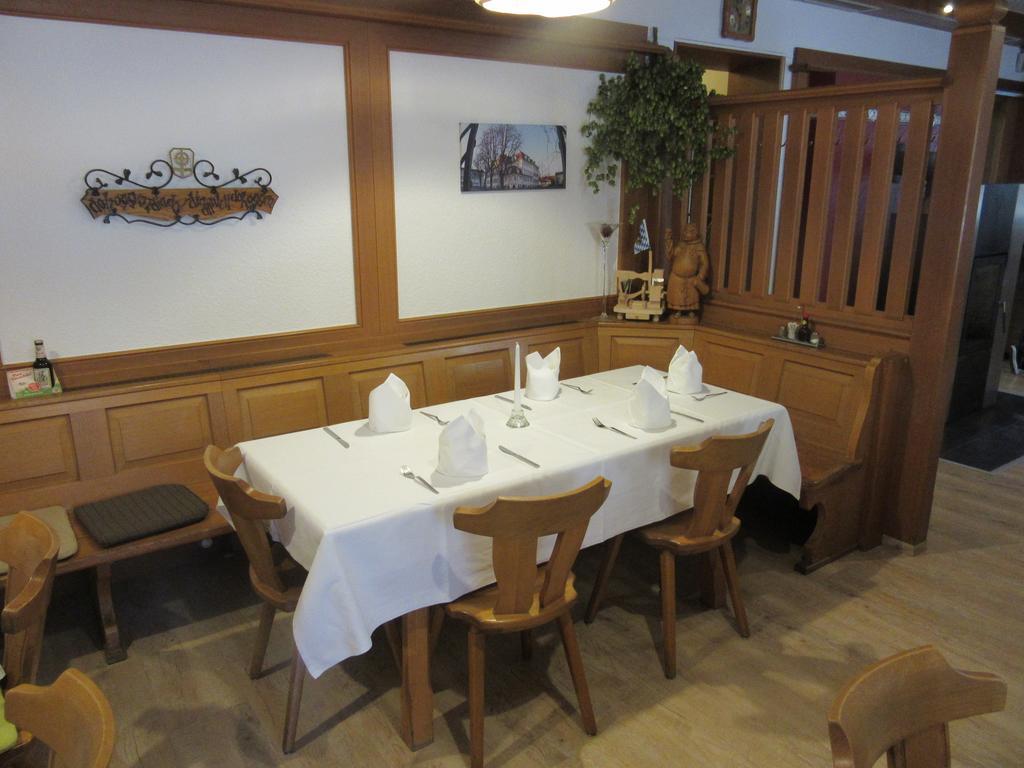 Hotel Stern Gersthofen Eksteriør bilde