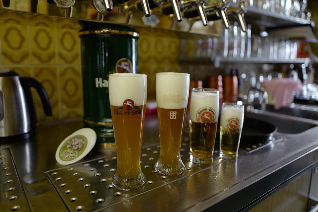Hotel Stern Gersthofen Eksteriør bilde