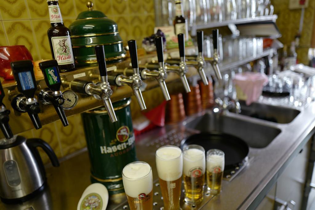 Hotel Stern Gersthofen Eksteriør bilde
